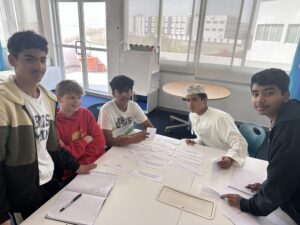 Collaboration Skills Practice in Grade 8: English